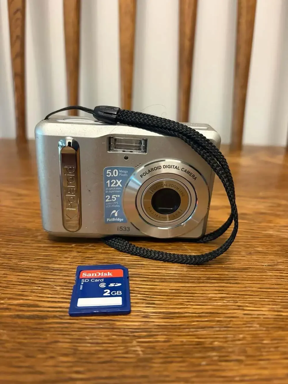 Polaroid i533 5.0 Mega Pixels Digital Camera Silver